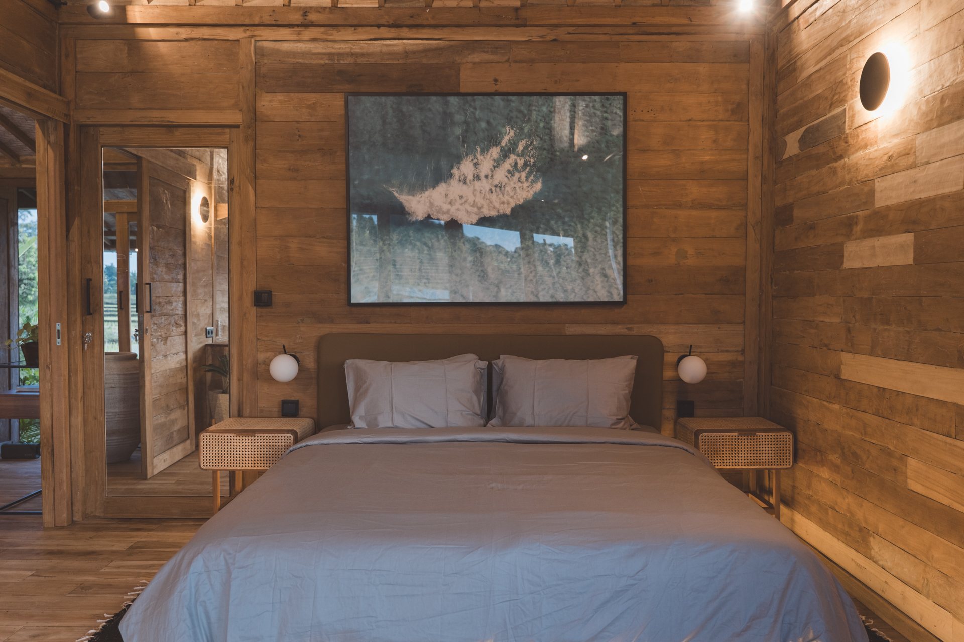 Rumah Pring bedroom with king bed